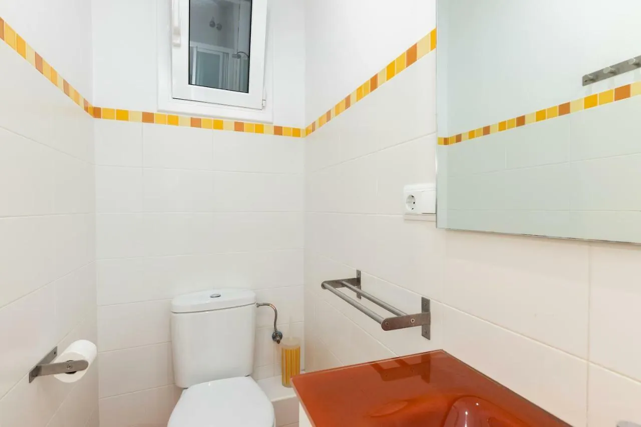 Apartment Housalia Guell & Gracia Barcelona