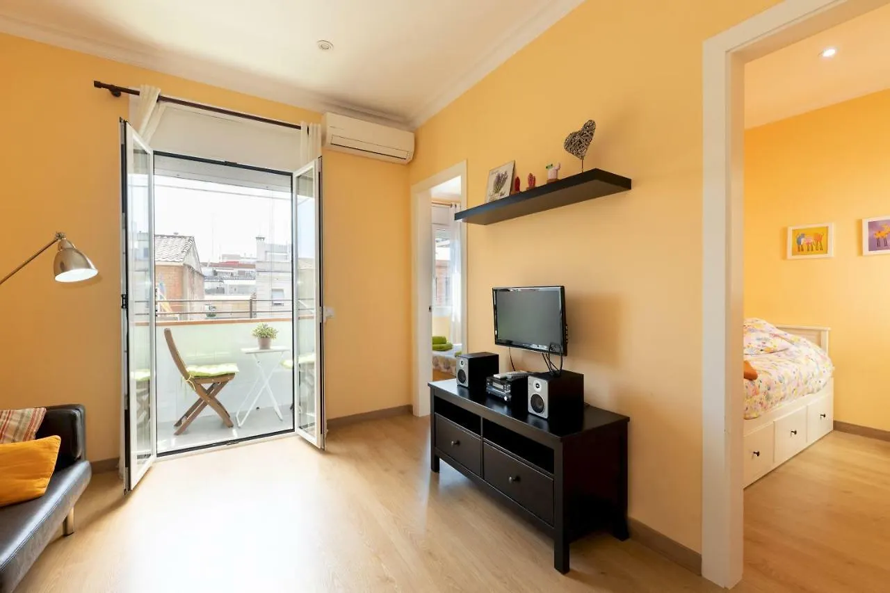 Housalia Guell & Gracia Barcelona Apartment