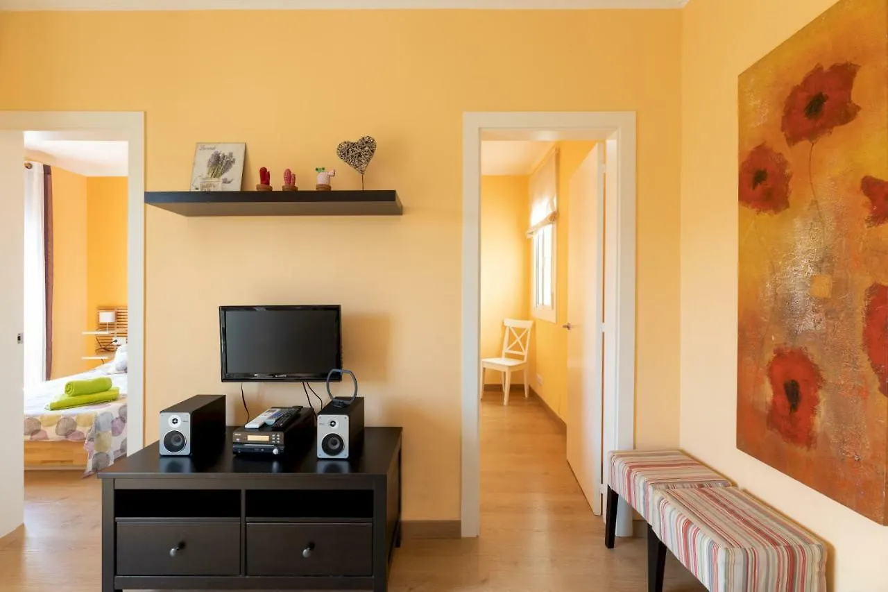 Apartment Housalia Guell & Gracia Barcelona